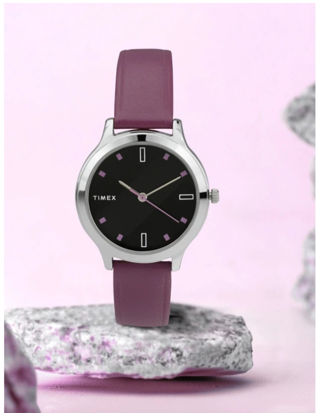 ₹579 | Timex Women’s Black Dial Leather Strap Analog Watch