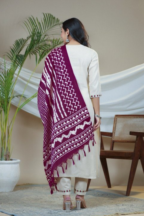 Trahimam Embroidered Kurta Dupatta Set for Elegant Festive Wear