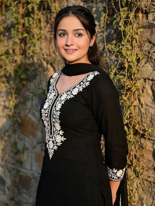 Jaipuri Bunaai Kurta Dupatta Set for Elegant Festive Ethnic Wear