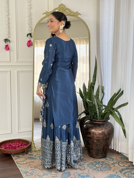 Skyliner Embroidered Anarkali Set at ₹1067 for Festive Ethnic Looks