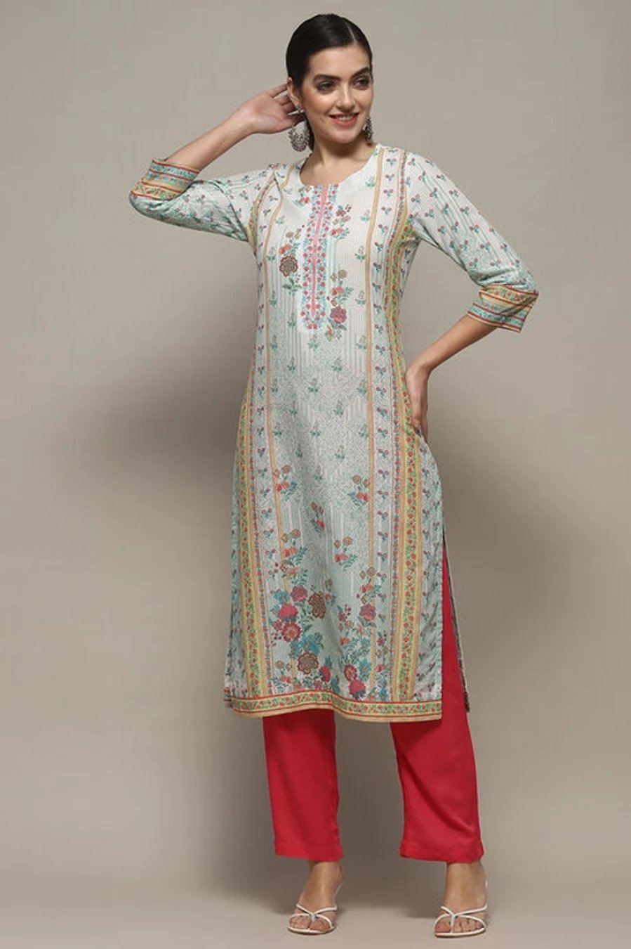 ₹642 Women Printed Straight Kurta for Comfortable Everyday and Festive Wear