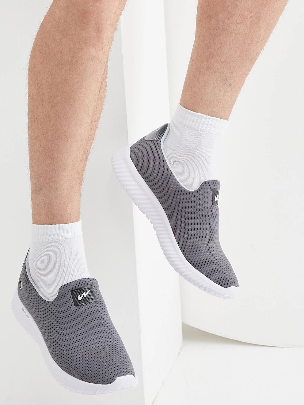 ₹699 CAMPUS OXYFIT Men & Casual Shoes with Memory Foam Comfort Deal
