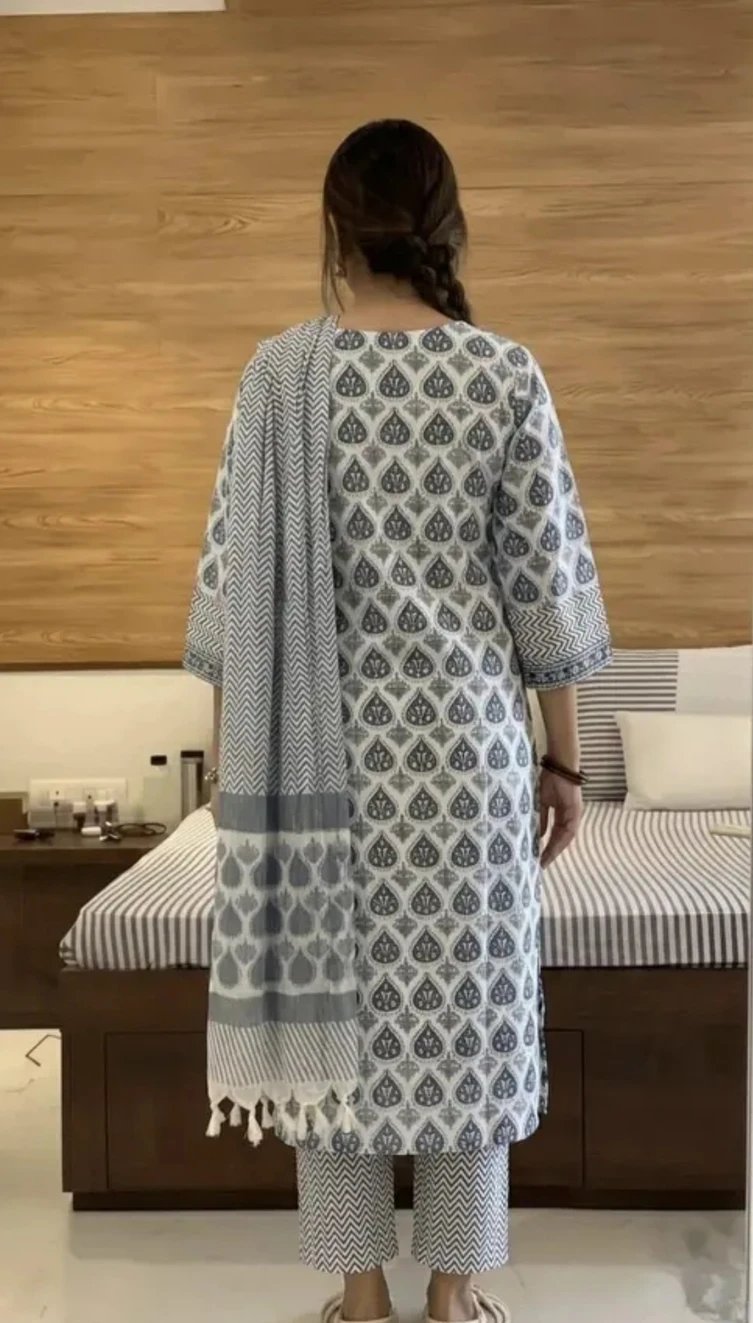 ₹316 Sadya Attire Printed Kurta Trouser Dupatta Set for Women