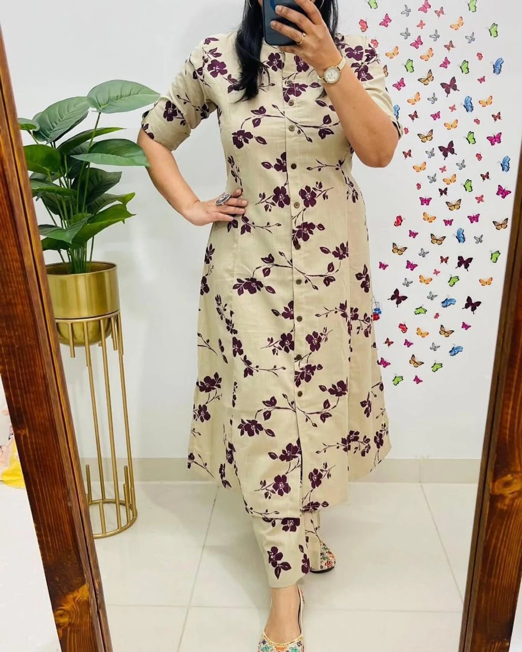₹386 VAANEEP Cotton Blend Kurta Pant Set for Everyday Style
