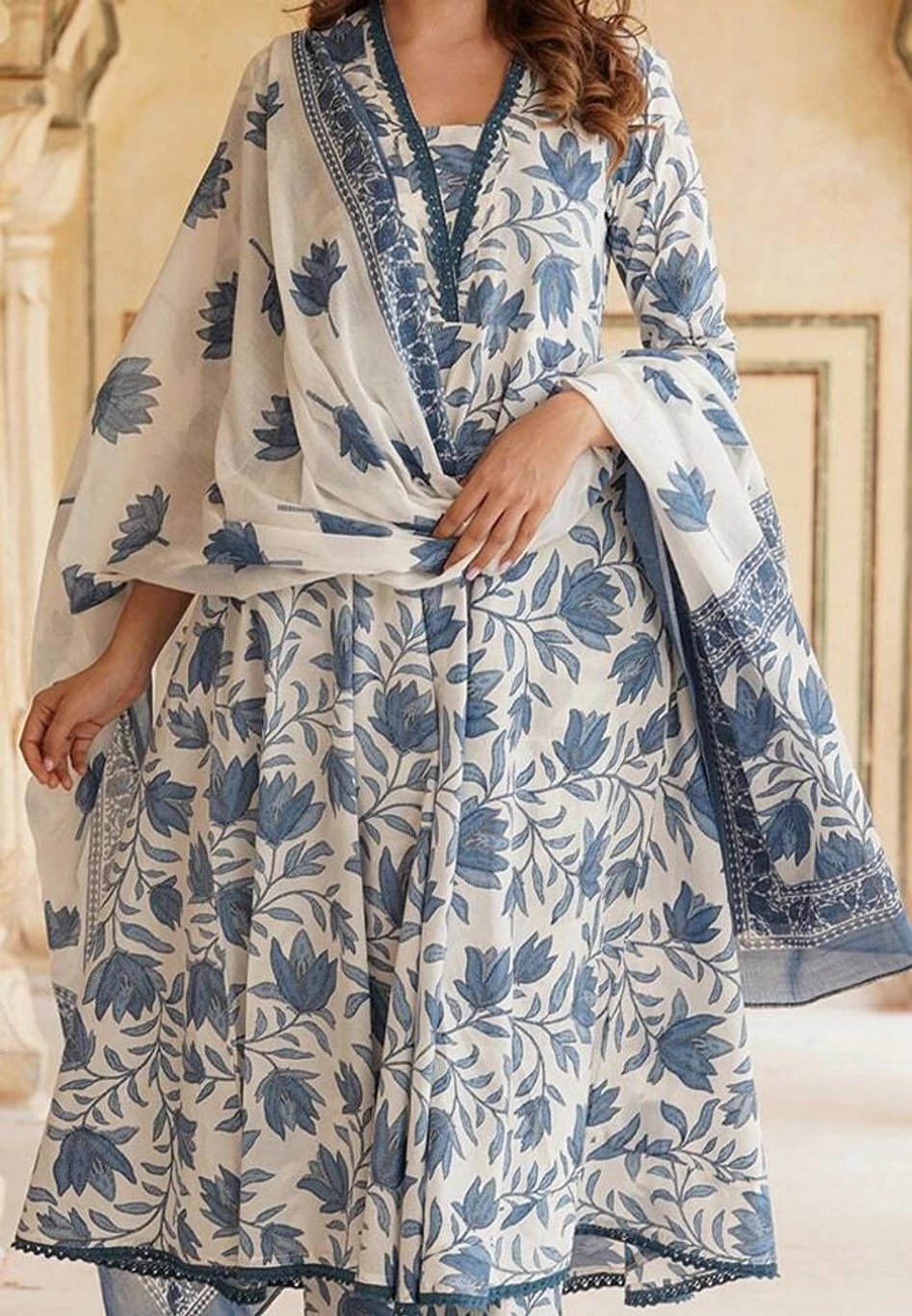 ₹903 Pure Cotton Kurta Pant Dupatta Set for Women | 70% Off