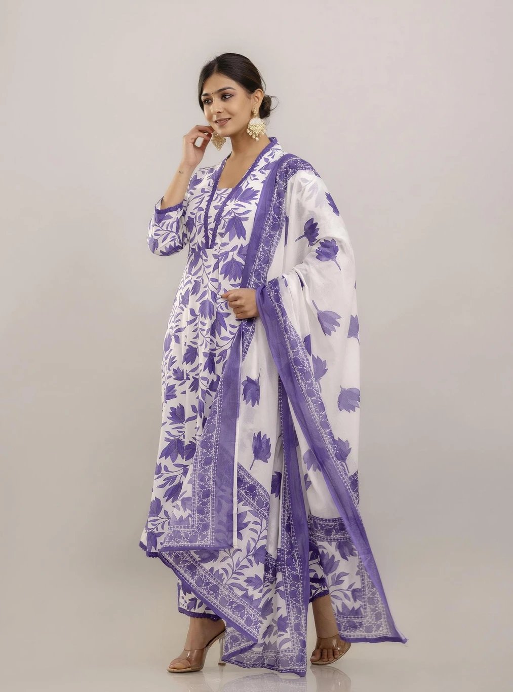 ₹938 Stylish Pure Cotton Kurta Pant and Dupatta Set for Women | 69% Off