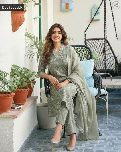 ₹495 Aradhna Floral Print Straight Kurta Set with Dupatta for Women