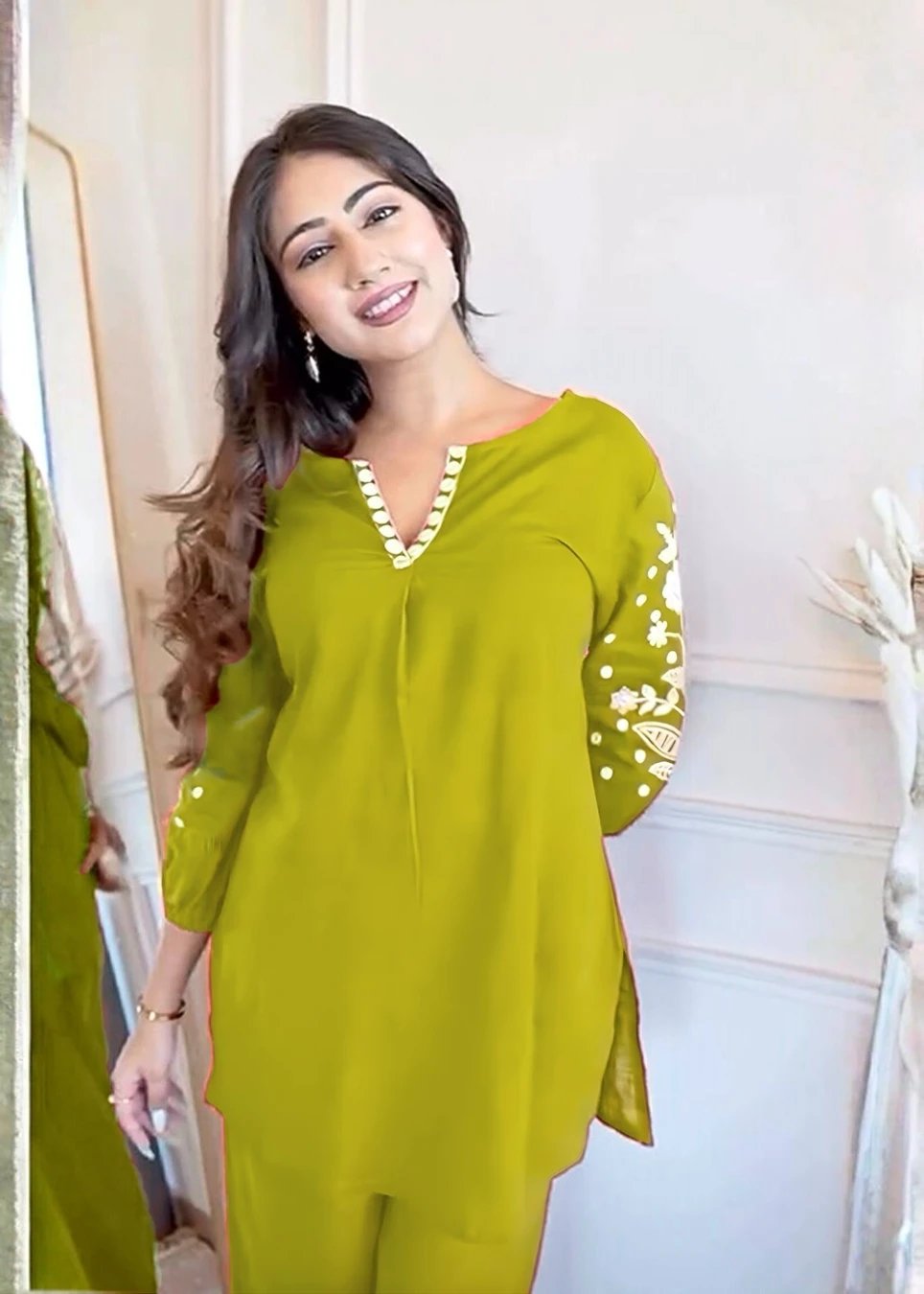 ₹499 Women & Cotton Rayon Kurta Pant Set for Comfortable Everyday Style